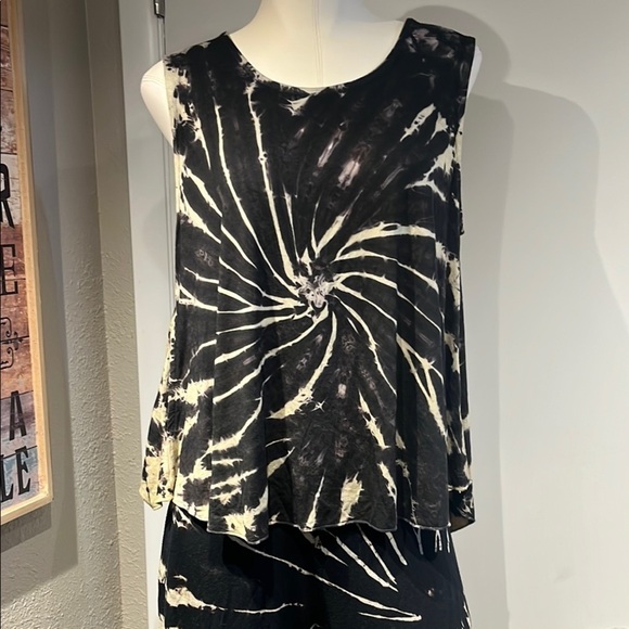 Cream and Black Tie-Dye Wide-Leg Jumpsuit - Picture 4 of 16